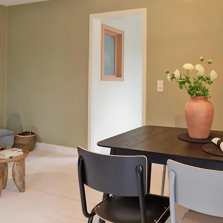 Moseltraum - Großzügiges Townhouse Mit Sauna&sonnenterrasse - Platz Für 6 Personen Ürzig